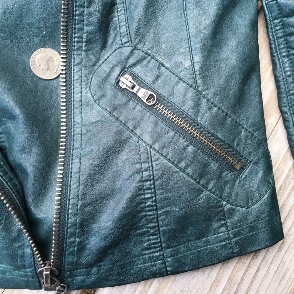 πHPπBLACK SWAN Vegan Leather Moto Jacket - Picture 3 of 8
